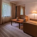Hotel Schloss Weikersdorf