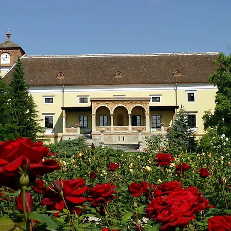 Pytloun Schlosshotel Weikersdorf Baden