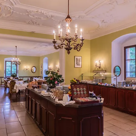 Hotel Pytloun Schlosshotel Weikersdorf 4*