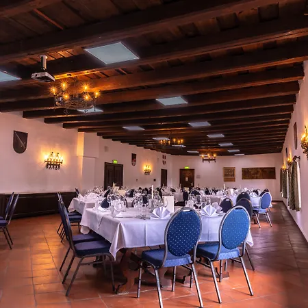 Pytloun Schlosshotel Weikersdorf 4*