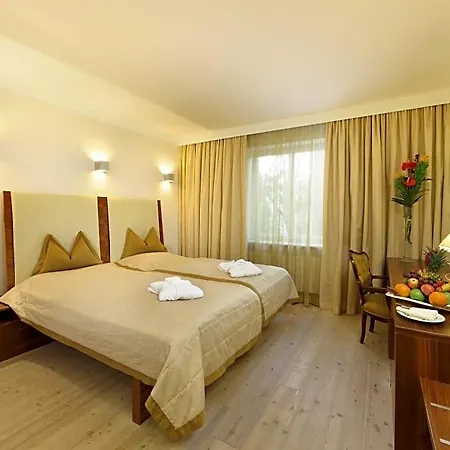 Pytloun Weikersdorf Hotell 4*