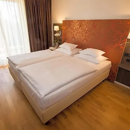 Pytloun Weikersdorf 4* Baden