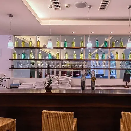 Schloss Weikersdorf 4* Baden