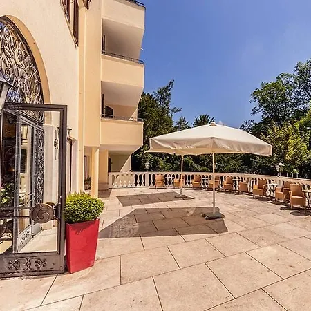 Pytloun Schlosshotel Weikersdorf Baden