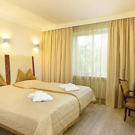 Schloss Weikersdorf Баден