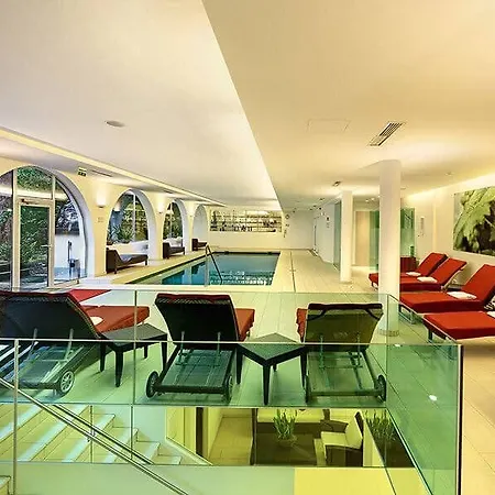 Schloss Weikersdorf Hotel