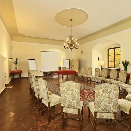 Pytloun Schlosshotel Weikersdorf Hotel 4*