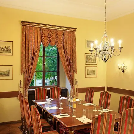 Pytloun Schlosshotel Weikersdorf Hotel