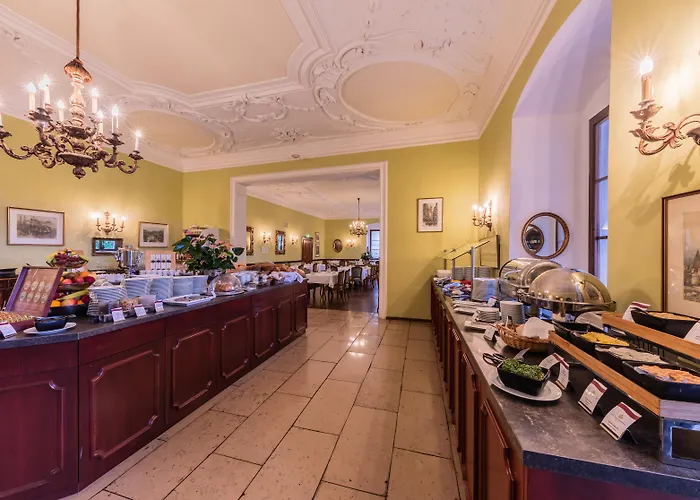 Schloss Weikersdorf 4* Баден