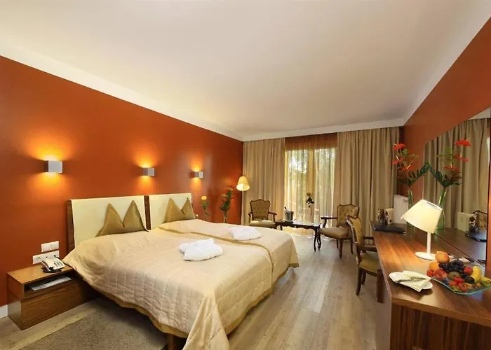 Schloss Weikersdorf Баден