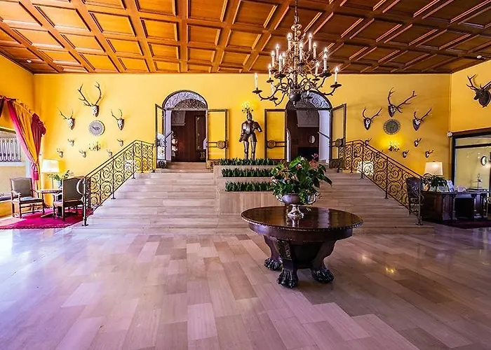 Schloss Weikersdorf 4*