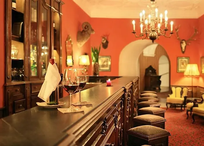 Schloss Weikersdorf 4*