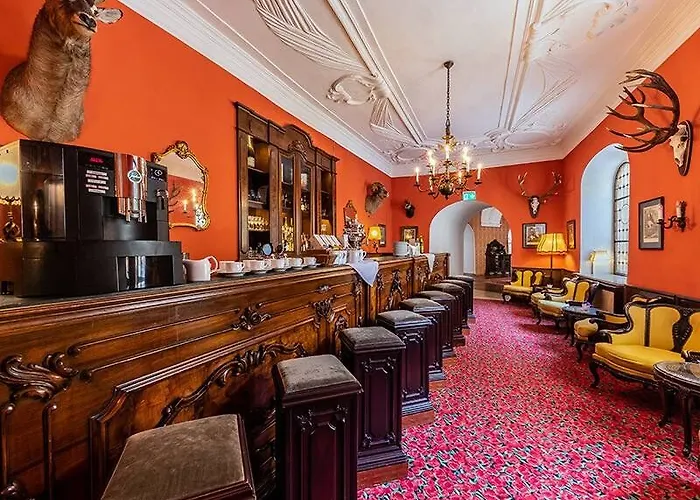 Schloss Weikersdorf Hotel