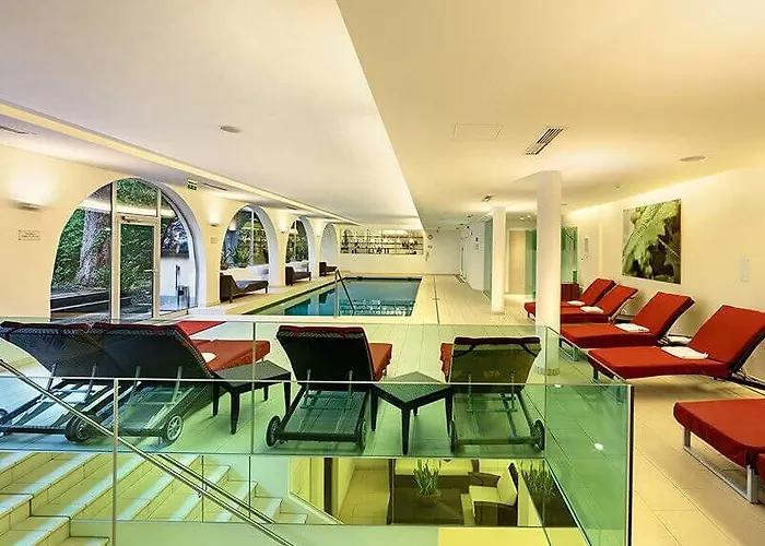 Schloss Weikersdorf ホテル